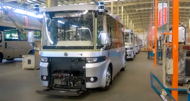 driverless mini buses-2